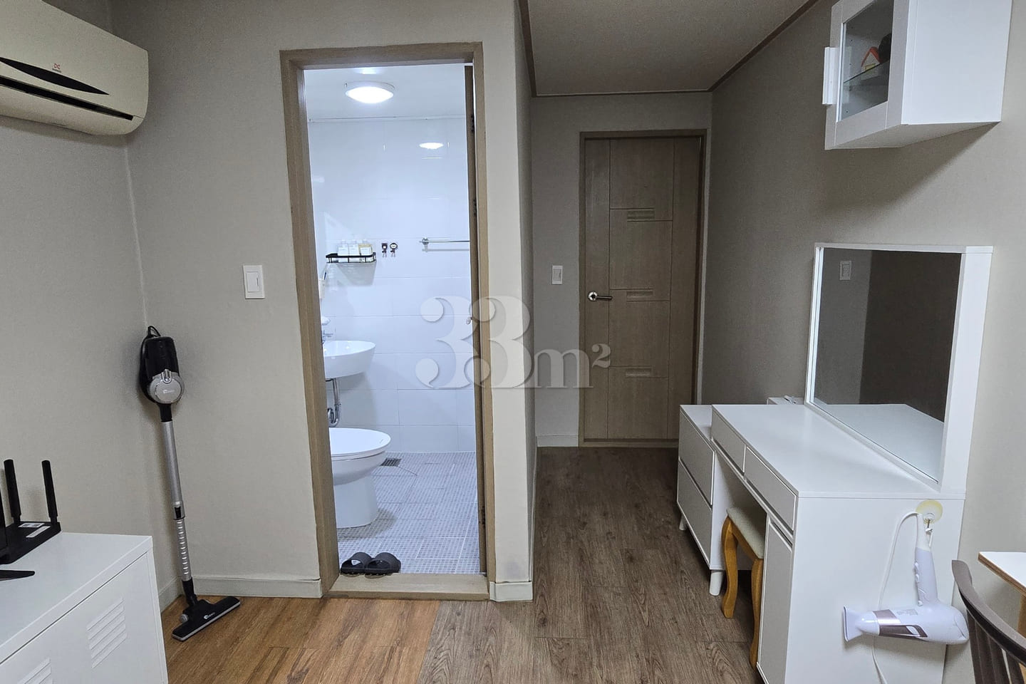 E-Mart & Korea Hospital 101 3th image