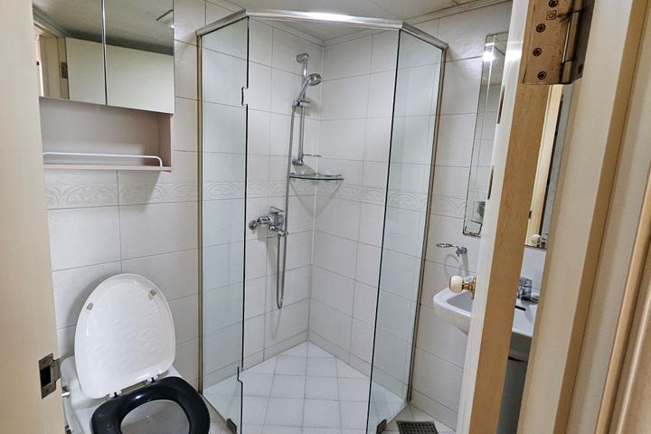 Loft-style officetel near Ilsan Daehwa Statio 3th image