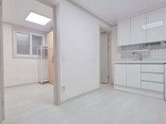 * Fully renovated 2-room apartment near Hapje 4th image