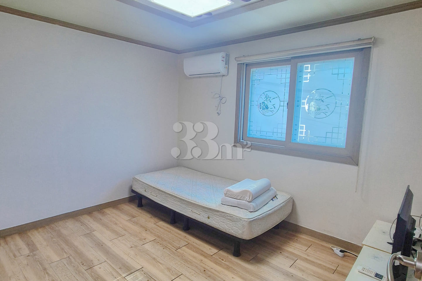 Fully furnished two-room apartment with amazi 4th image
