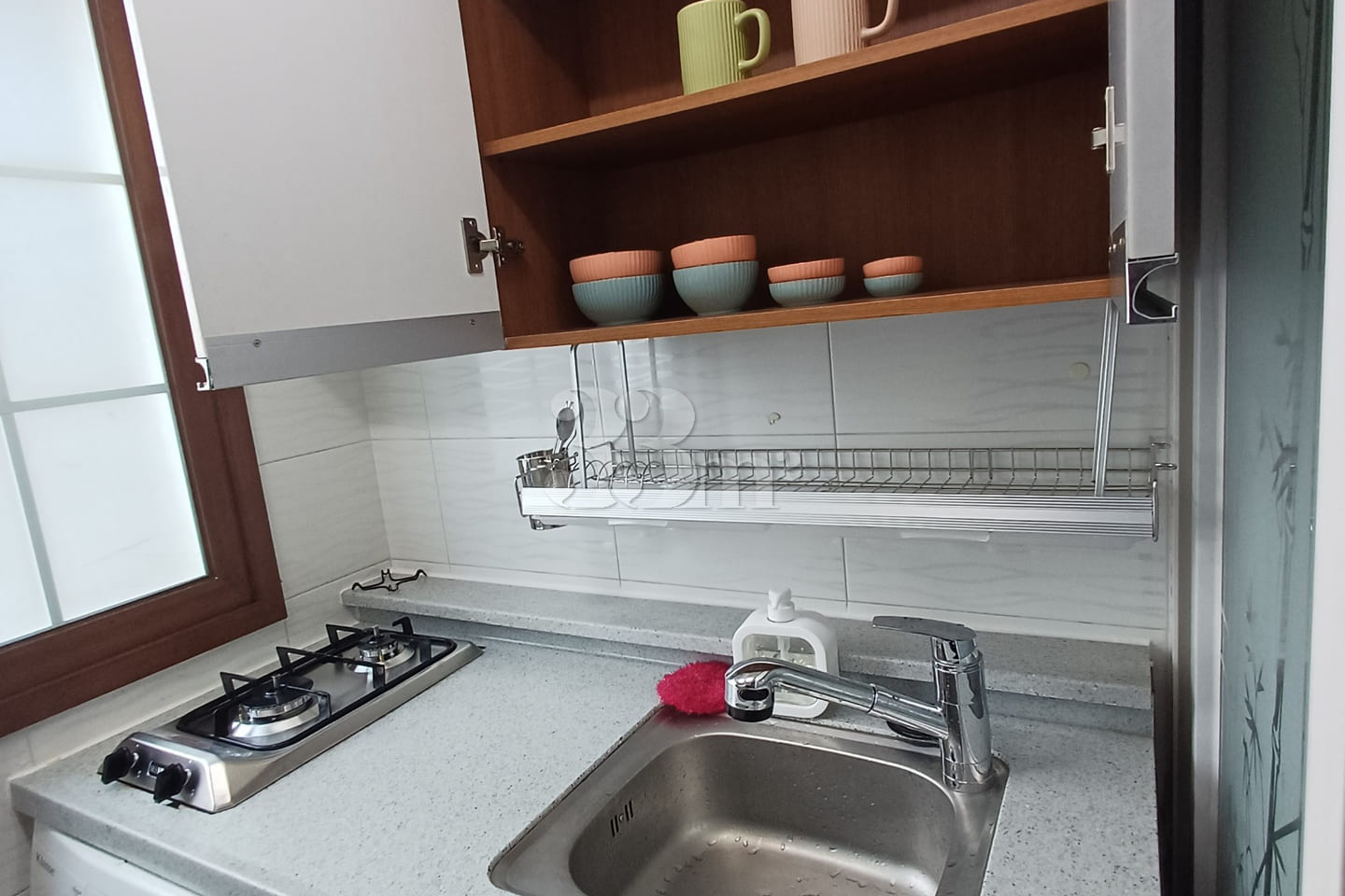 Short-term rental studio with full furnishing 8th image