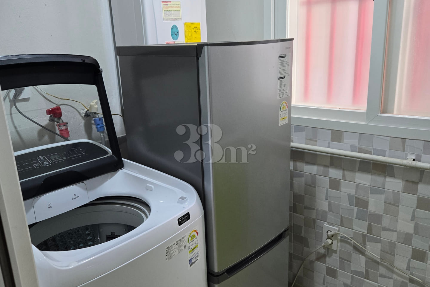 Separated studio apartment 3th image