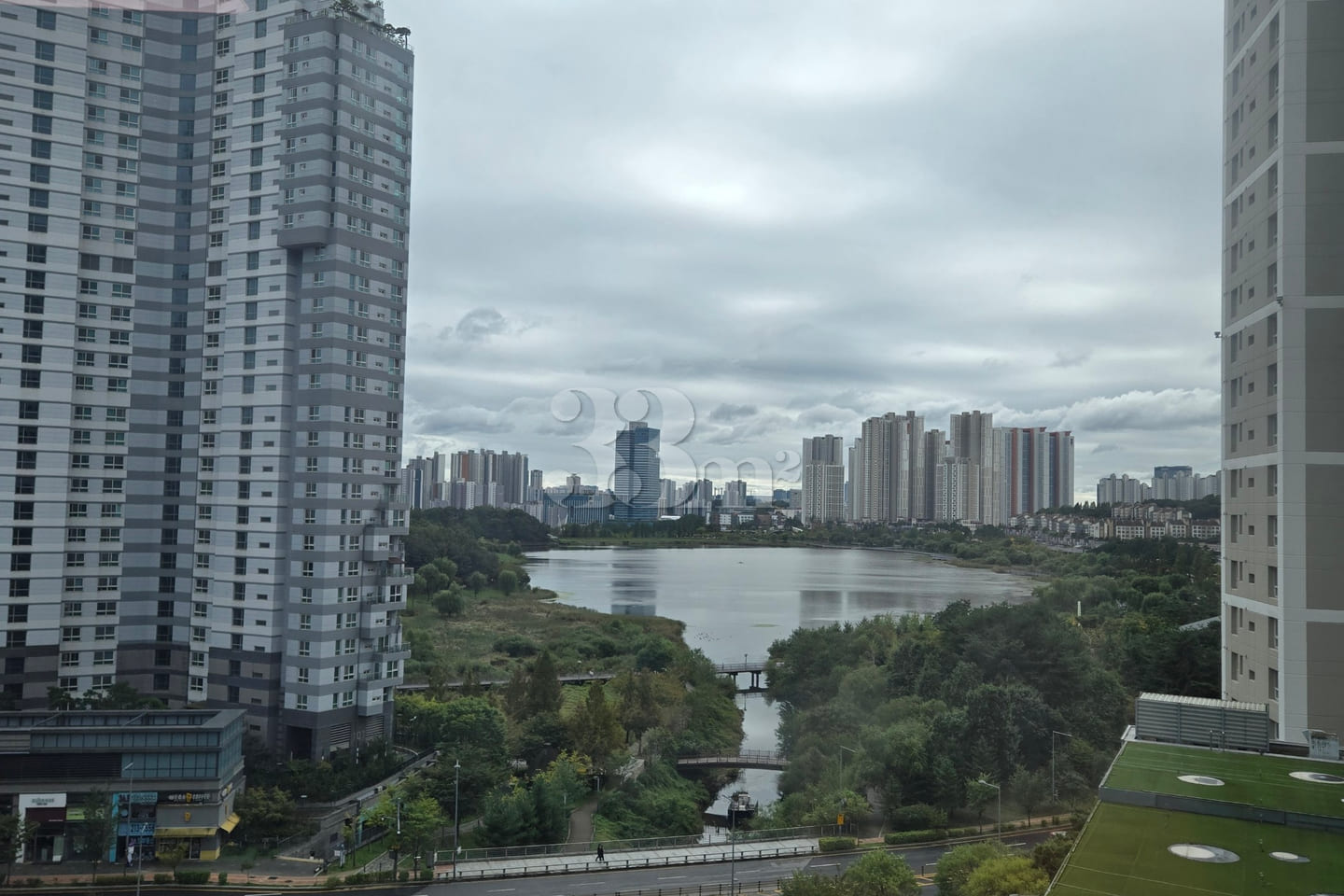 New, fully-furnished apartment with a view of 6th image
