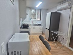 3-bedroom unit on the 1st floor near Galma St 0th image