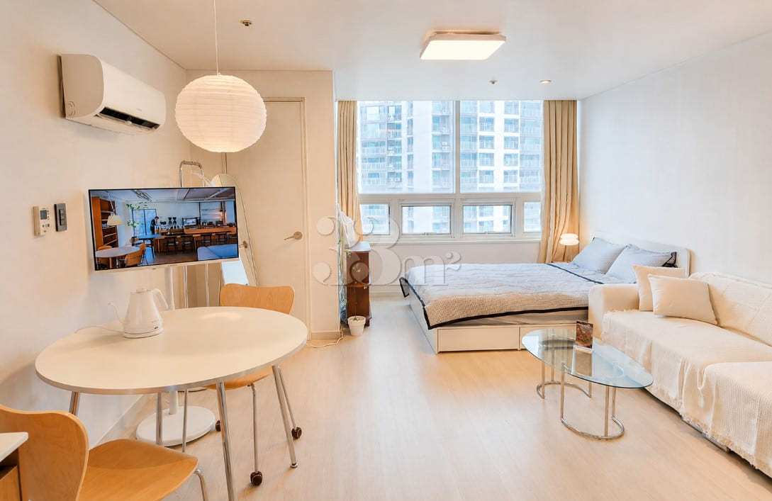 Jamsil Saenae – fully renovated and spotless. 0th image