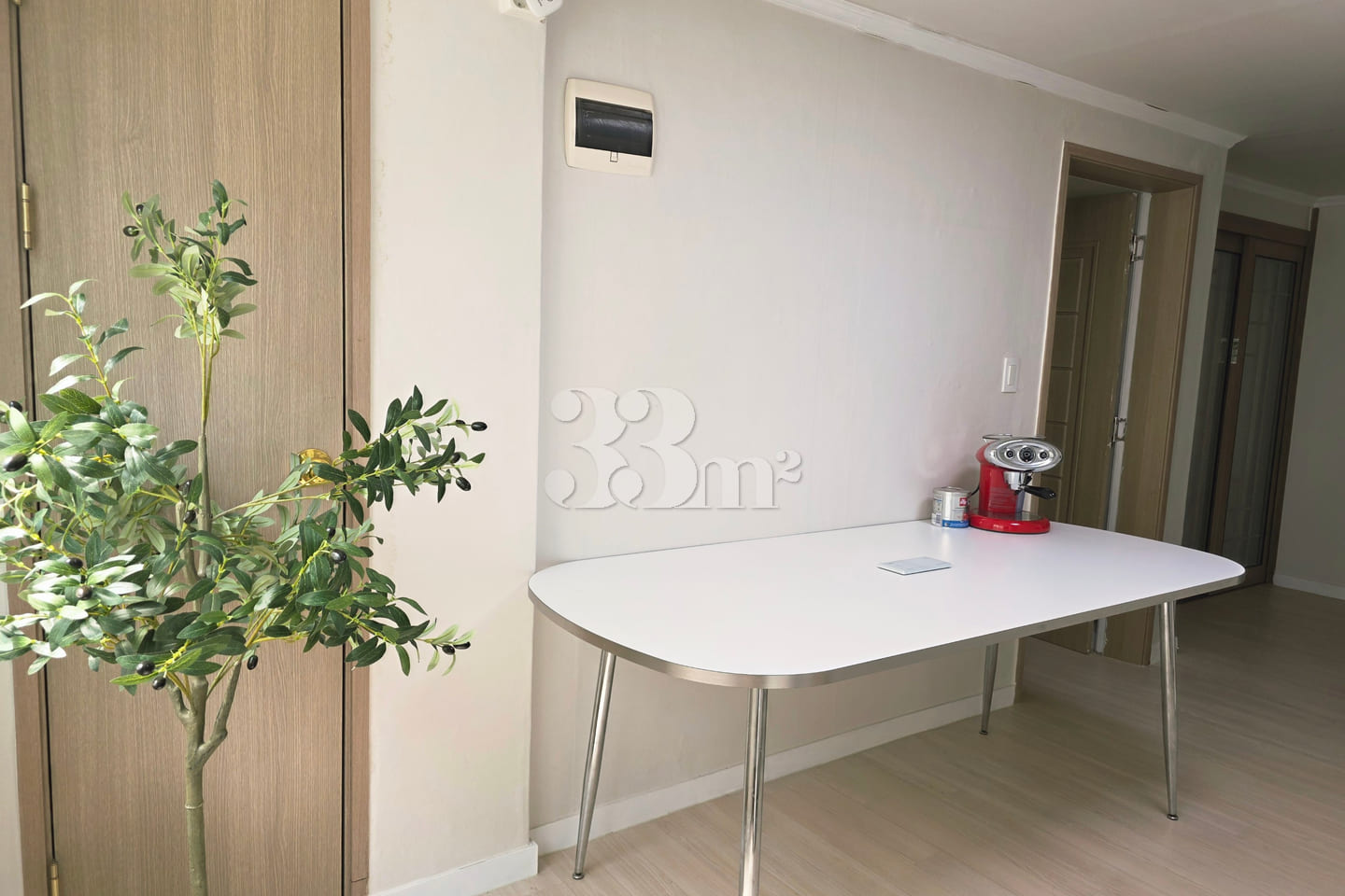 Two-room unit near the university area 1th image
