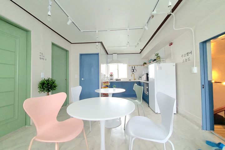 Fully Furnished Studio near Bucheon Station 1 6th image