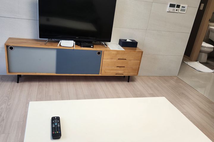 Fully-furnished, newly-built property near So 1th image