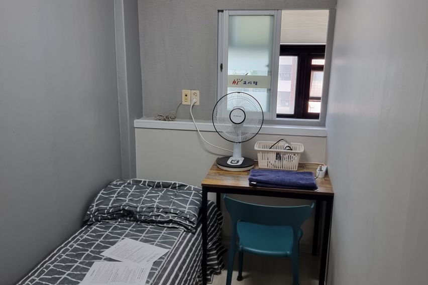 03홍대역 작은개인실