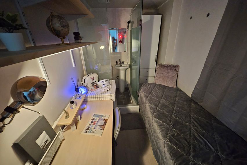 신촌역1분 깔끔한 원룸