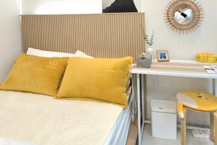 Cozy home with great natural light and a grea 12th image