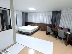 Large room near the beach during peak season 4th image