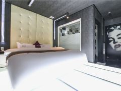 Aria Unmanned Hotel 2th image
