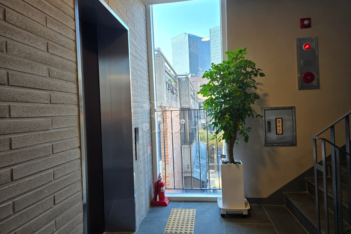 Jamsil, convenient parking, 3 rooms, 2 bathro 12th image