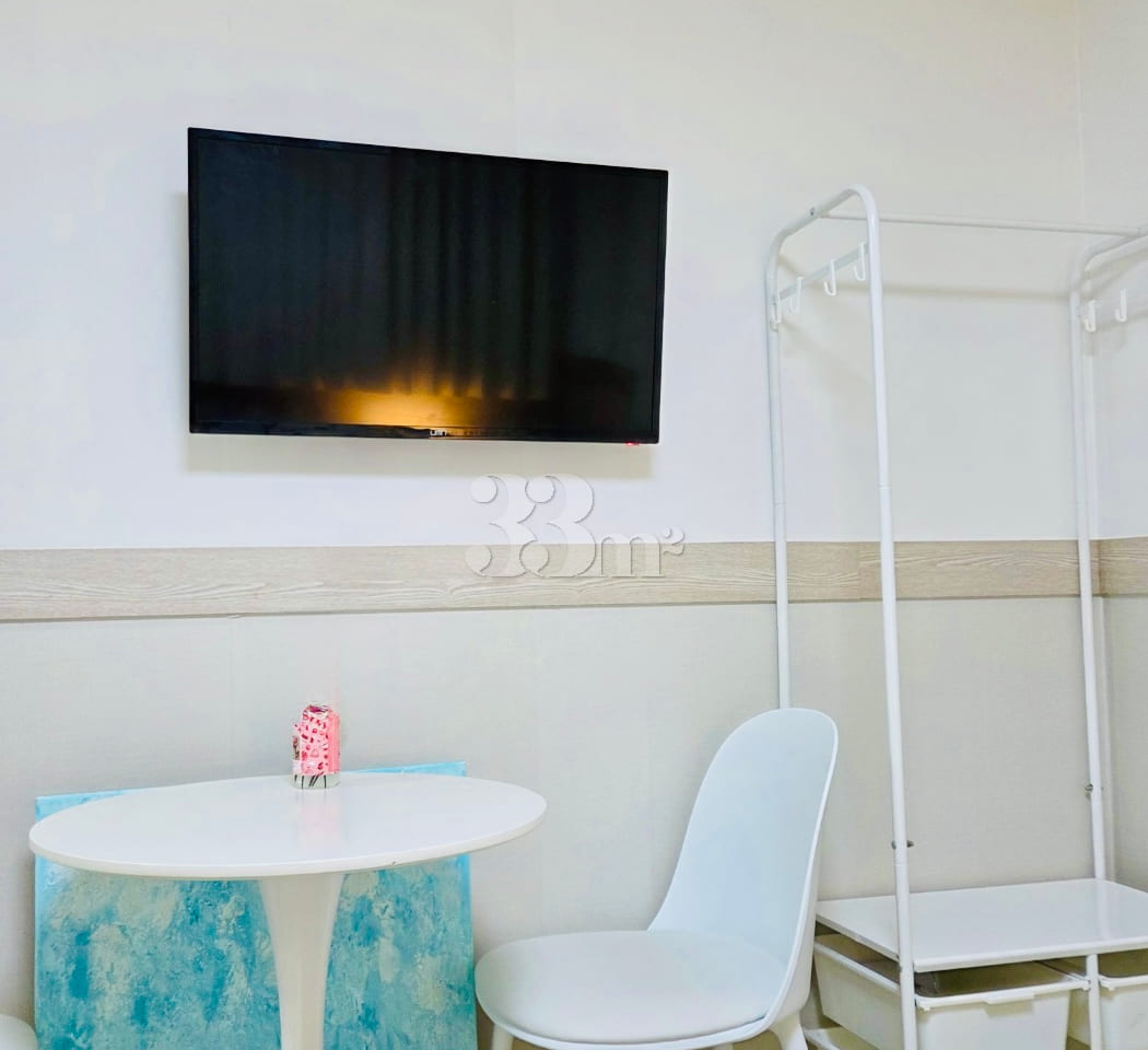 Fully Furnished Unit B (4-Minute Walk from Bo 8th image