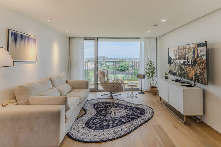 Jeju 46-pyeong Fully Furnished Unit: Grand Op