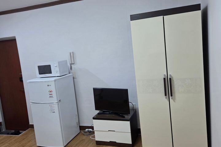 Quiet studio apartment near Kyungpook Nationa 3th image