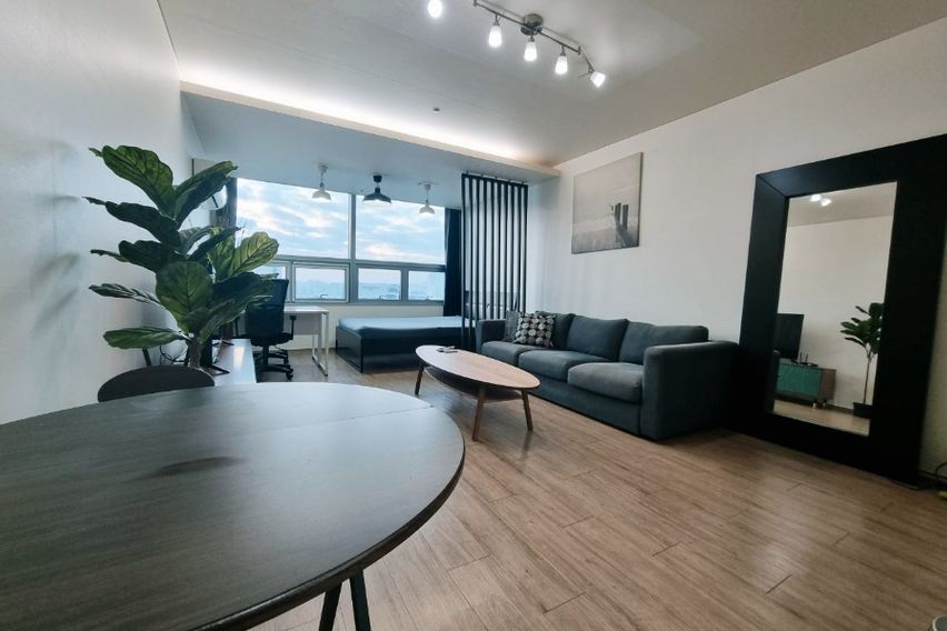 초고층전망강남역5번출구