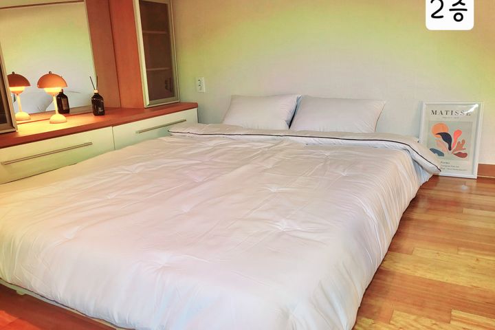 4, 7 Line Nowon Duplex 4-Person Room 5th image