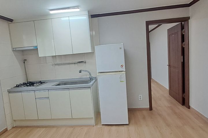 1.5룸 넓은 방,거실 0번째 이미지