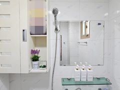 Fully furnished studio apartment near City Ha 8th image