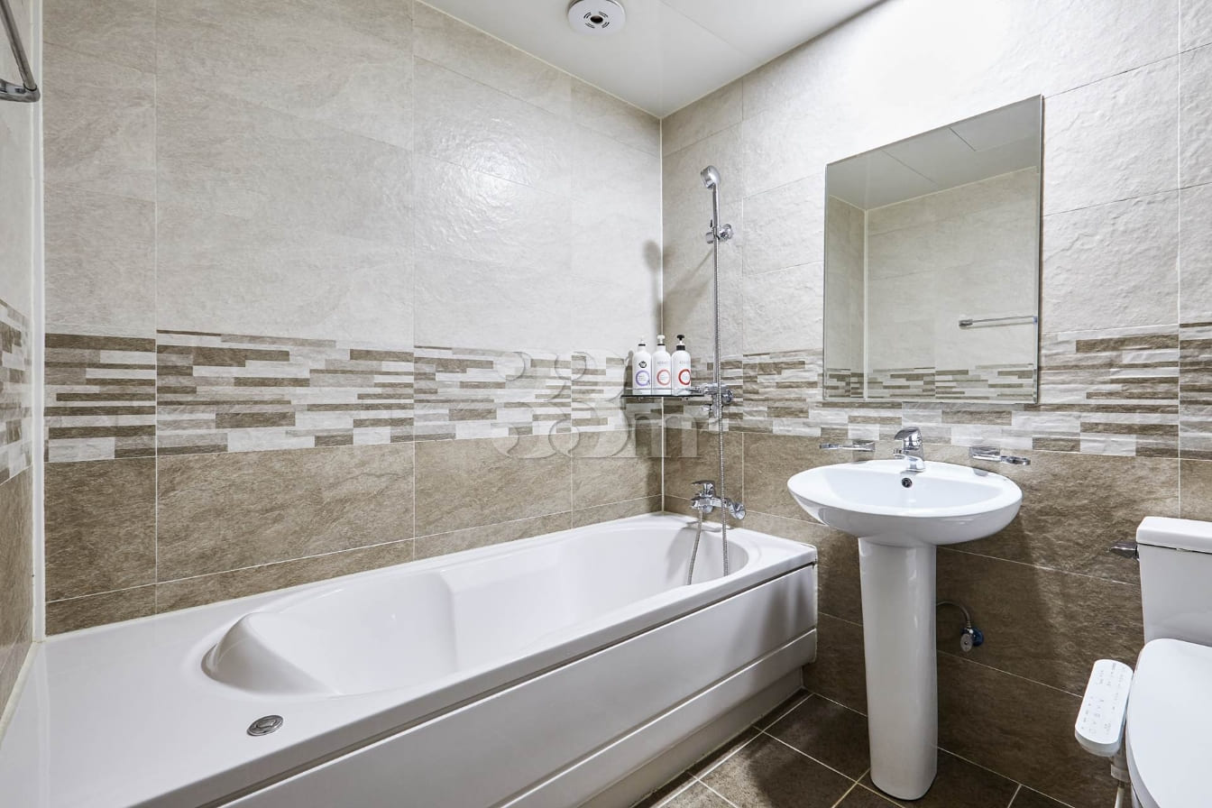 The cleanest accommodation in Suwon 2th image