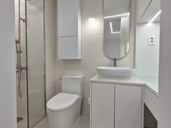 25-pyeong unit; within walking distance of Ju 9th image
