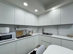 Newly remodeled, fully furnished, 3 rooms 8th image