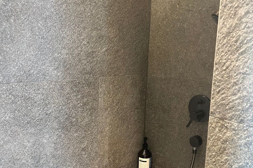 강남구청역 상지카일룸M