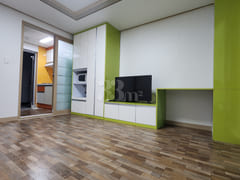 Studio apartment with a separate kitchen near 1th image