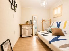 Two-room unit near Sookmyung Women's Universi 4th image