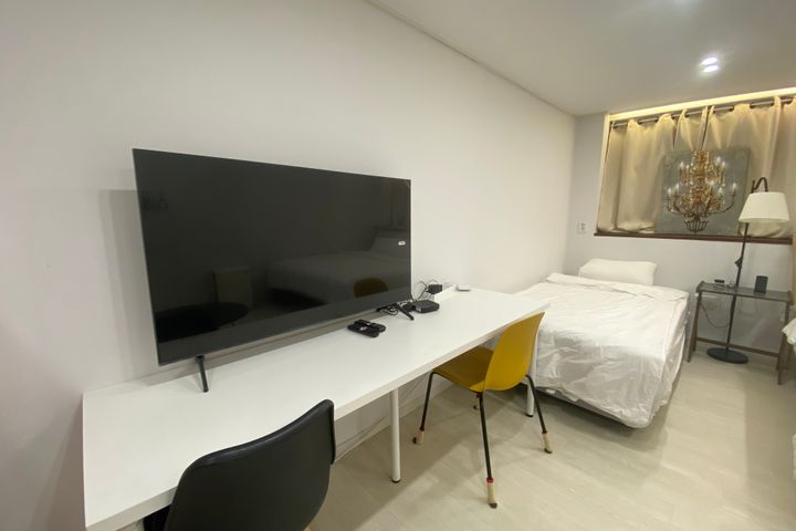 Spacious studio apartment in front of Songdo 12th image