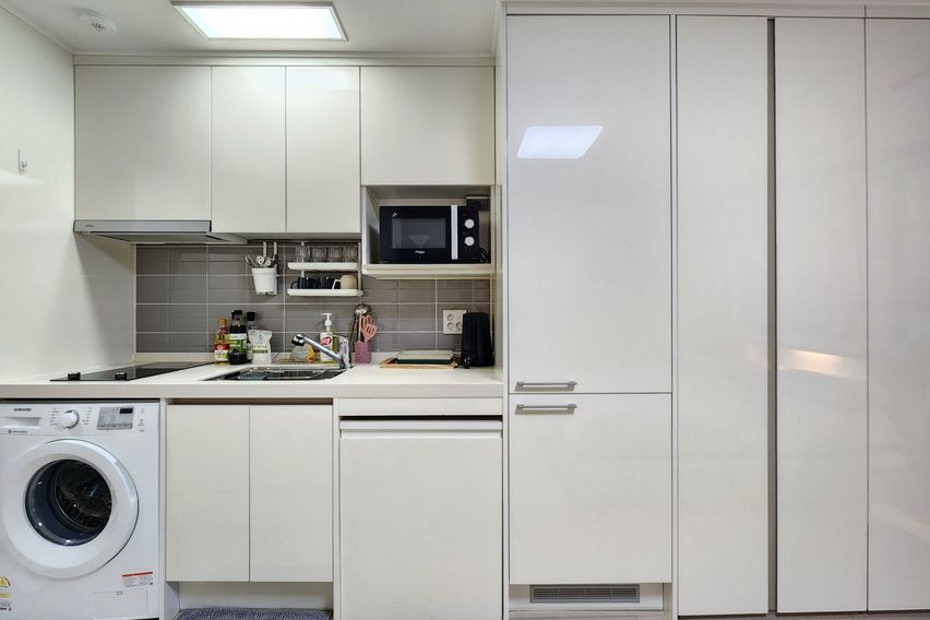 신논현역 1분거리 8번째 이미지