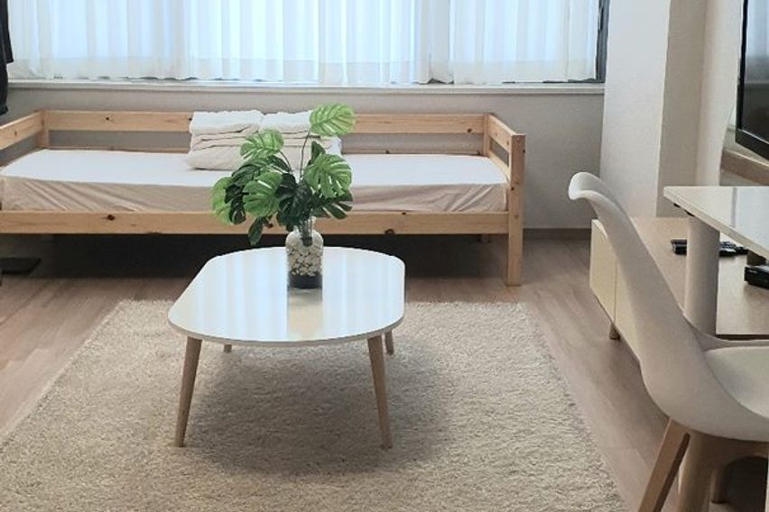 Nature House 7th image