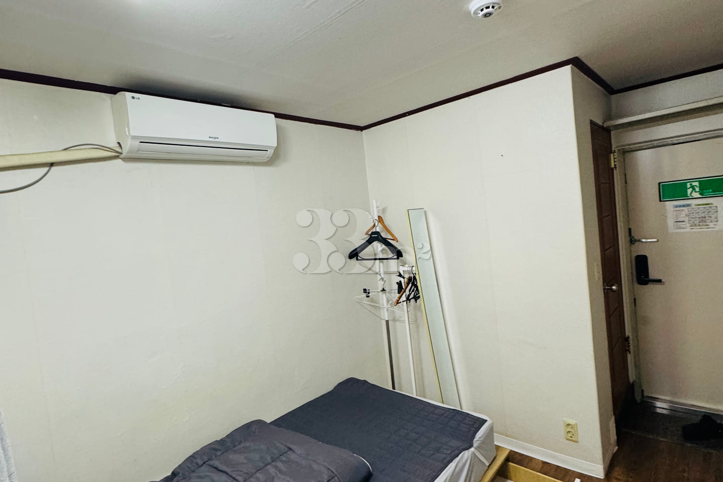 AK home 207 4th image