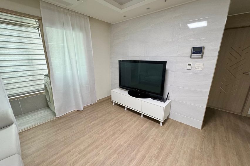 안락한 역세권 쓰리룸!