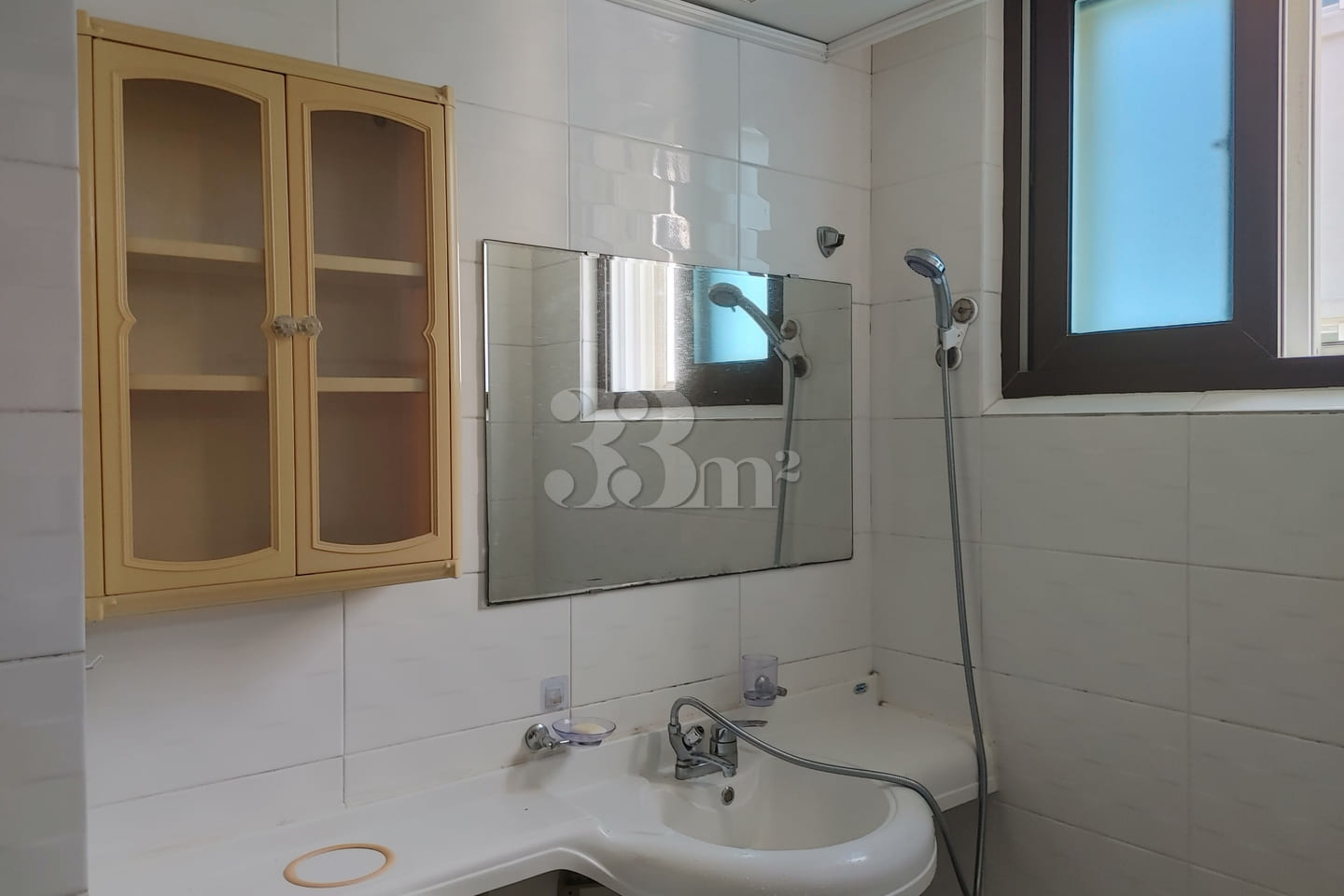 Spacious Studio Apartment in Sinchang-dong (U 8th image
