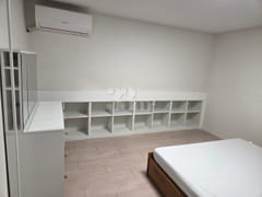 Spacious 2-bedroom unit + rooftop terrace 6th image