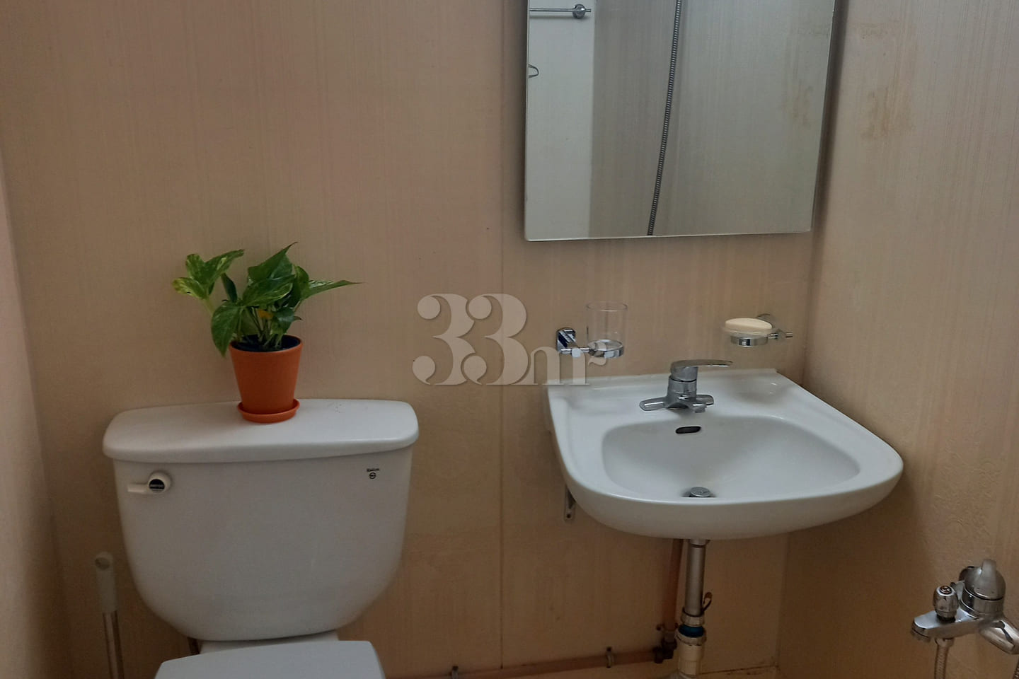 10-minute walk to Hanok Village, sleeps 4 9th image