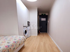 New Luxury Fully Furnished Unit 402 1th image
