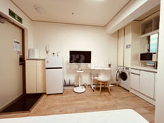 2-minute walk from Sinchon Station (Line 2) 4th image