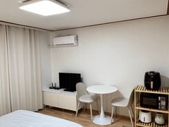 ๐ผ๏ธ Secret Terrace Room 8th image