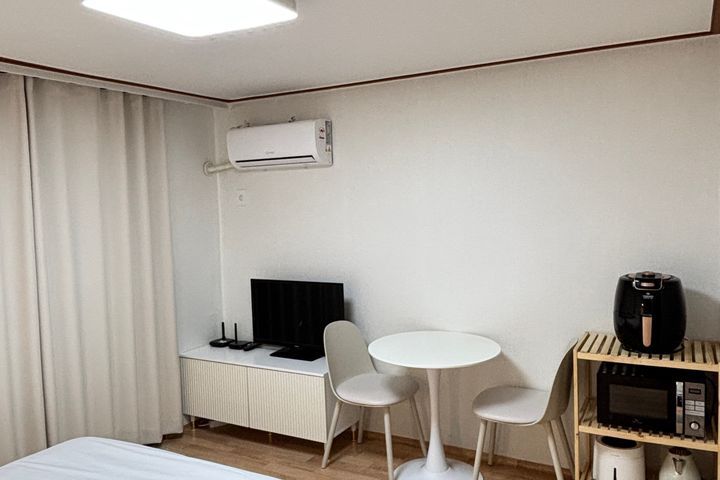 ๐ผ๏ธ Secret Terrace Room 8th image