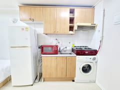🤵 Fully-furnished unit near Sinchon Station 8th image