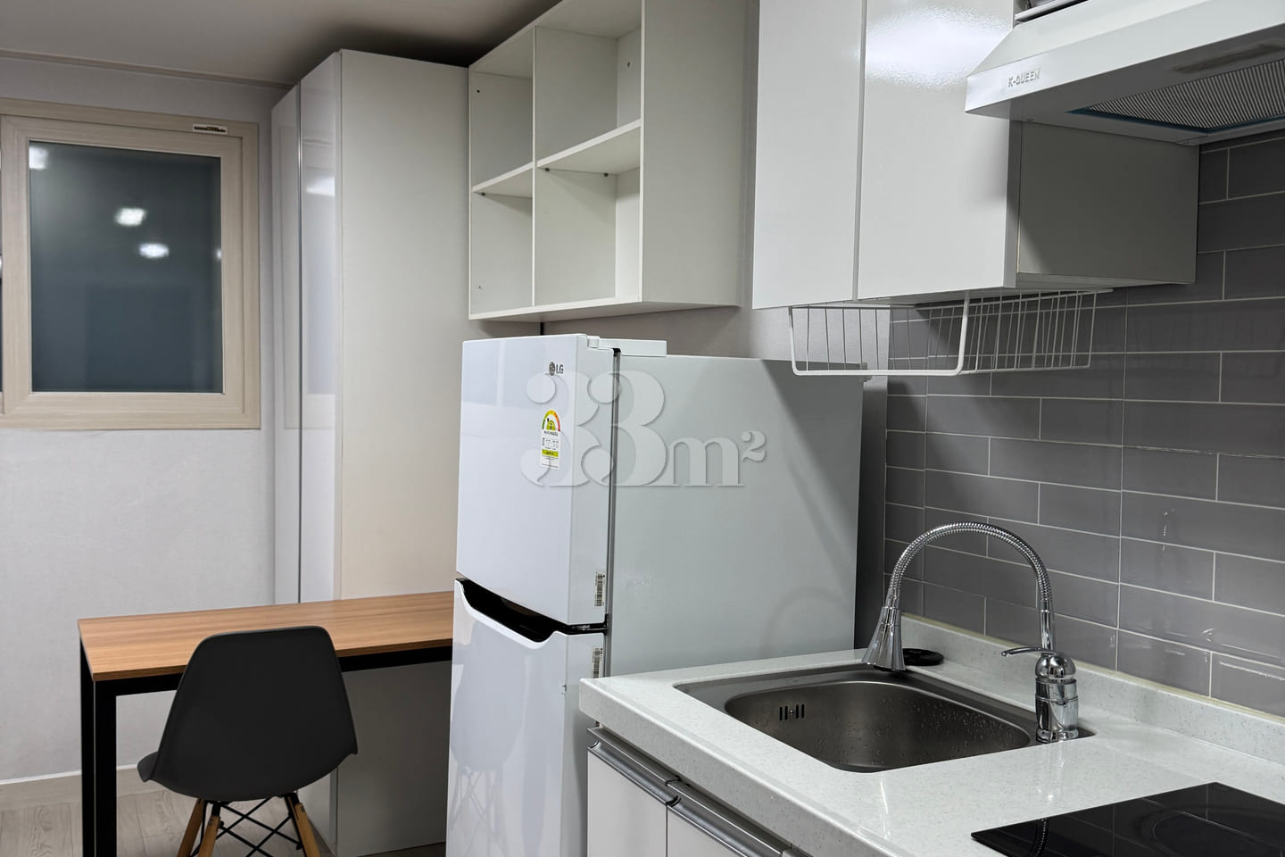 5 minutes from Sadang Station, large room, ne 7th image
