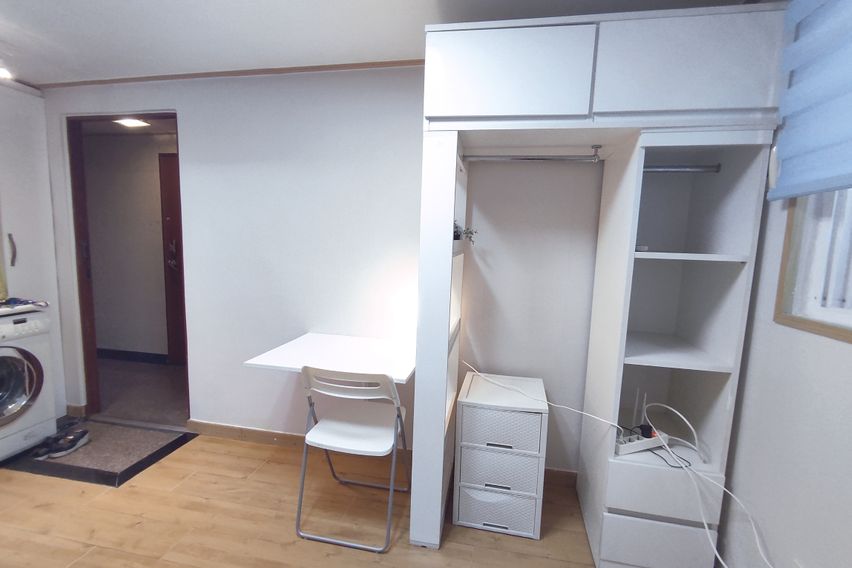 신림역.당곡역도보8분.