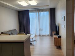 Fully-furnished, newly-built property near So 6th image