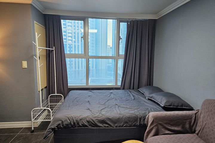 One-room apartment near Busan Dusil Station, 0th image