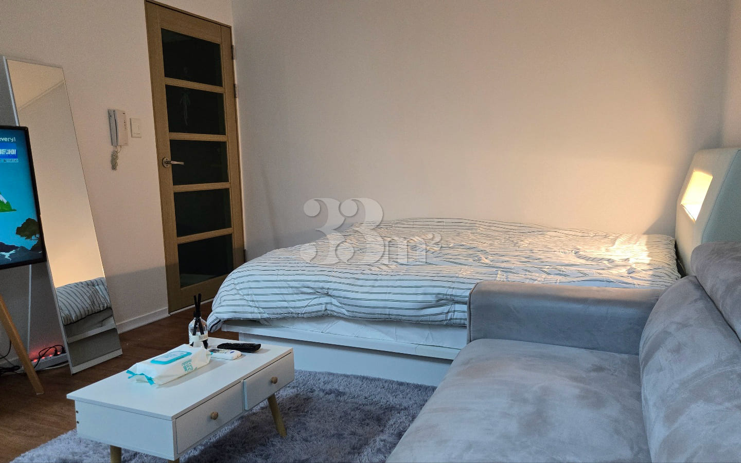A studio apartment you'll want to stay in 3th image