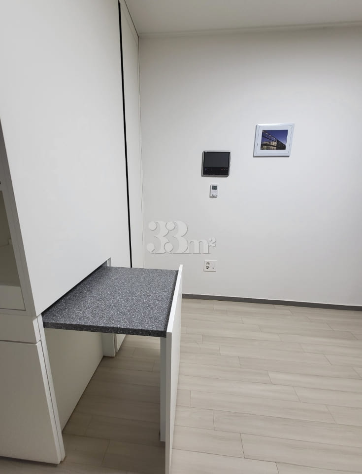 Studio apartment near Seojeong-ri Station (pr 5th image